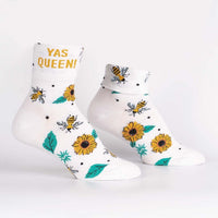 Yas Queen Turn Cuff Crew